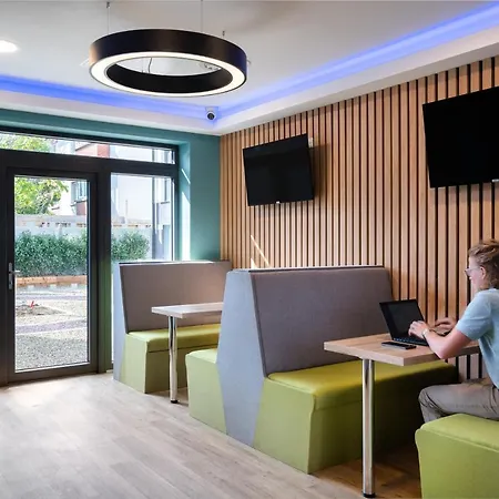 Yugo Explore - Melbourn Point Apartamento Cork